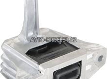 Hyundai Elantra 2019 sağ mator paduşkası 21810F2000